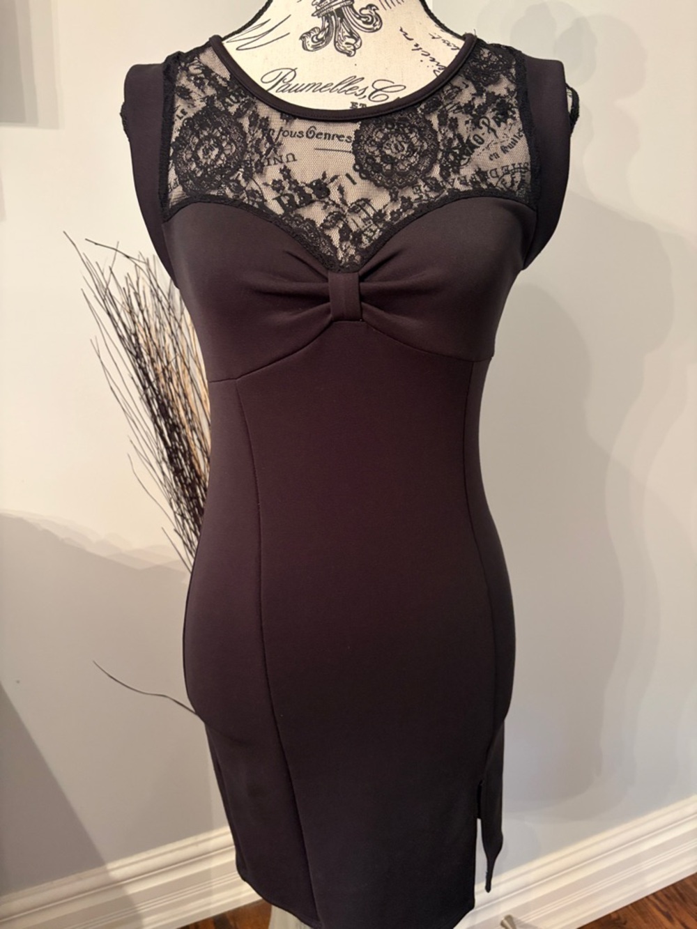 ROLLA COSTER Lace Yoke Bow-Accent Bodycon Dress - Black
